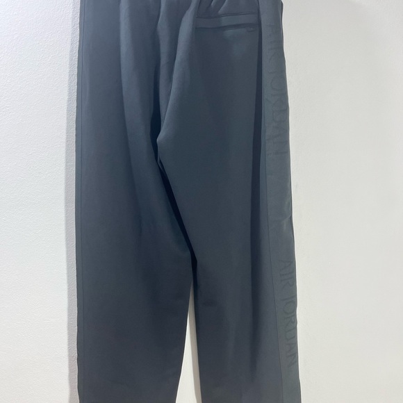 $150 NEW Nike Air Jordan Pants Men’s Black Jogger FZ2134-045 Large - Picture 7 of 10